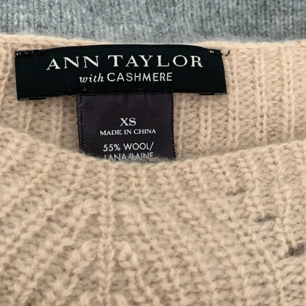 Ann Taylor sweater - Picture 5 of 6